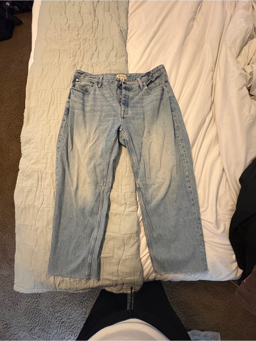 Madewell Light Blue Curvy Darted Barrel Leg Jean